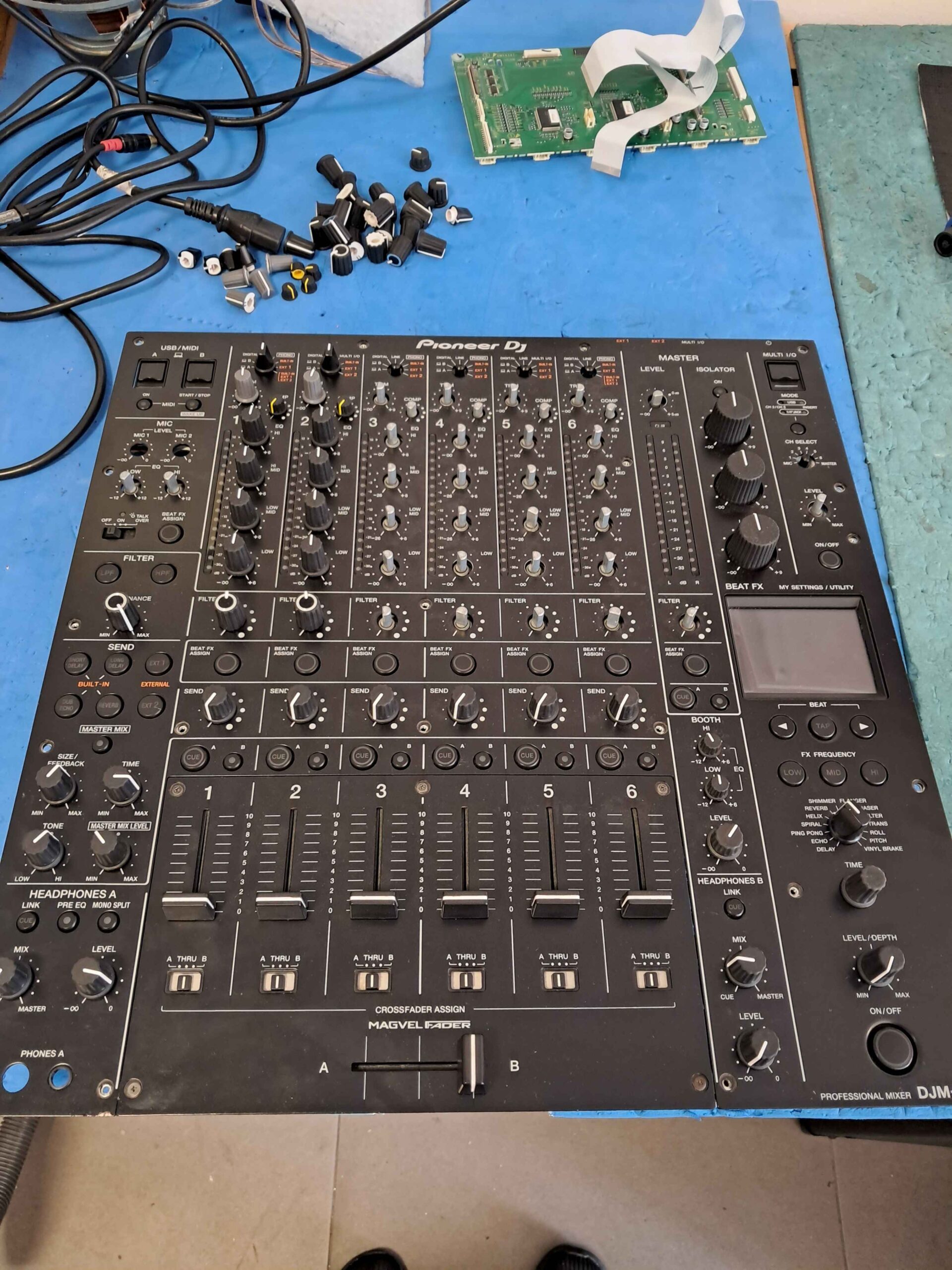 popravka i servis audio opreme Podgorica Crna Gora (10)