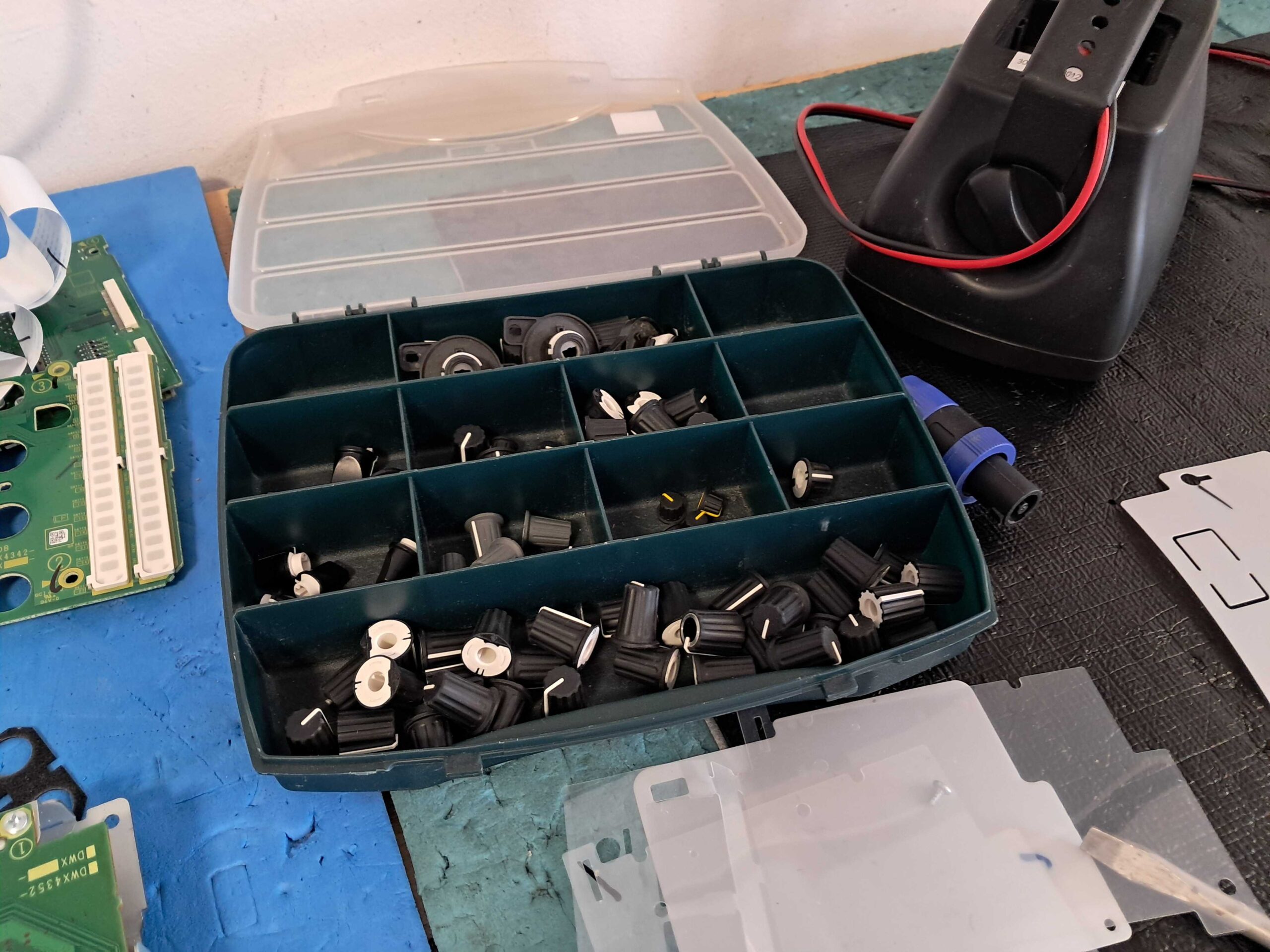 popravka i servis audio opreme Podgorica Crna Gora (15)