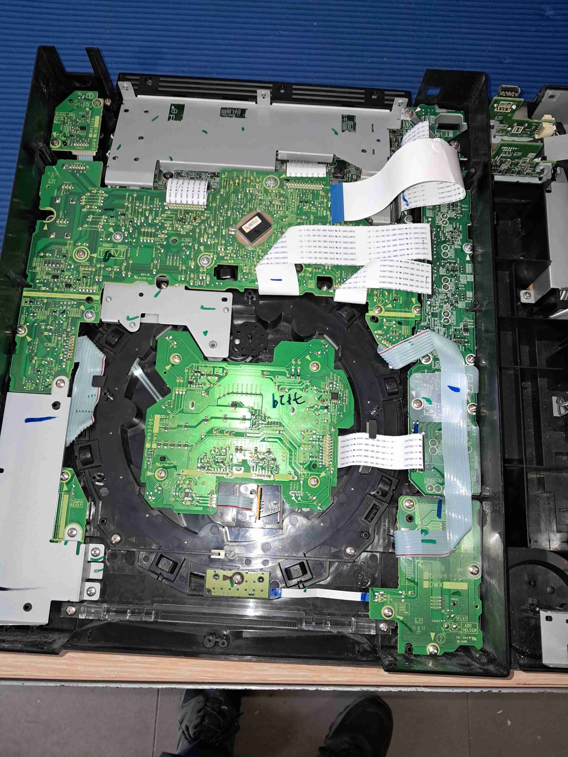 popravka i servis audio opreme Podgorica Crna Gora (24)